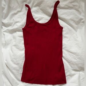 GAP Red Modern Crop Cami